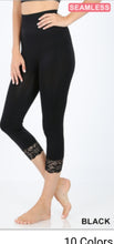 Load image into Gallery viewer, Capri Leggings with Lace Bottom
